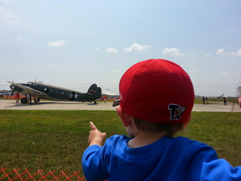 Illustration for article titled Thunder Over Michigan PHOTODUMP
